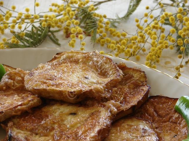 Yumurtalı Patlıcan Kızartması - Yapılışı (8/14) 