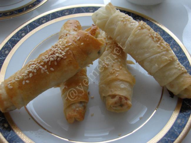 Çıtır Börek (Peynirli) - Yapılışı (14/16) 