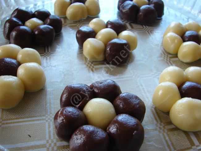 Çiçek Kurabiye (Papatya) - Yapılışı (11/16) 