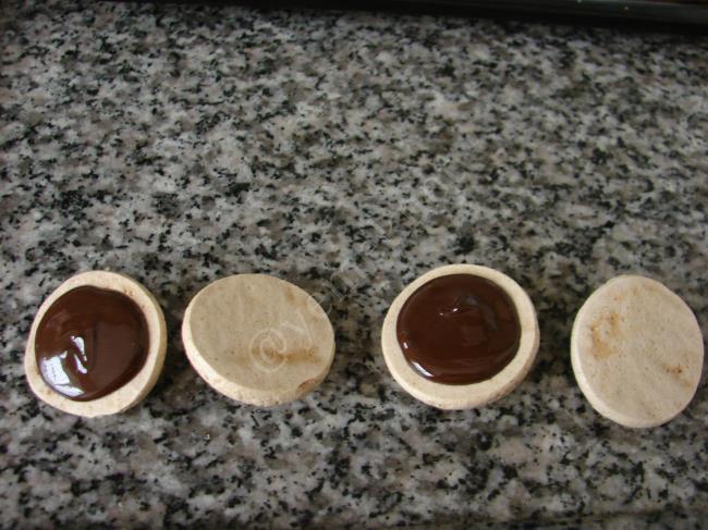 Çikolatalı Bezeler - Yapılışı (12/16) 