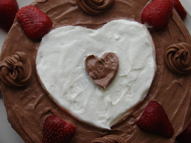 Dondurmalı Kağıt Helva Pastası - Yapılışı (14/16) 