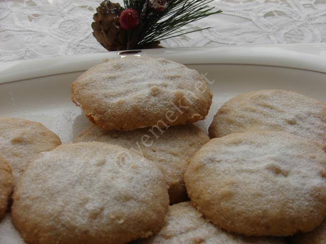 Krem Şantili Kurabiye - Yapılışı (14/16) 