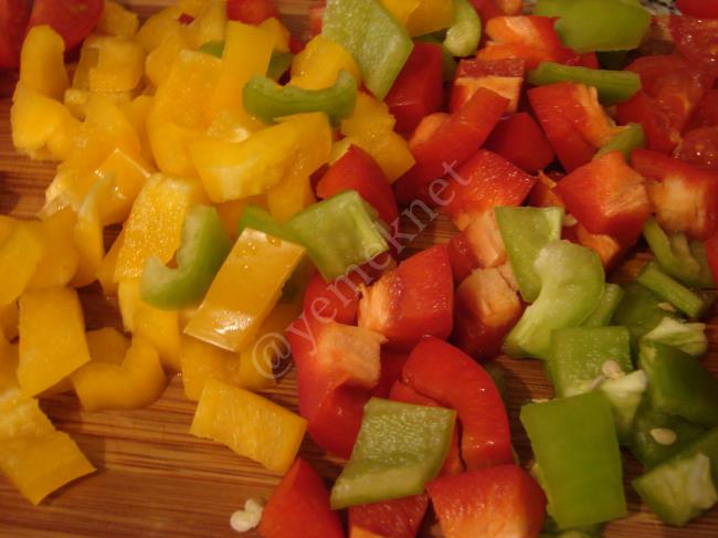 Kremalı Biber Soslu Spagetti - Yapılışı (2/16) 