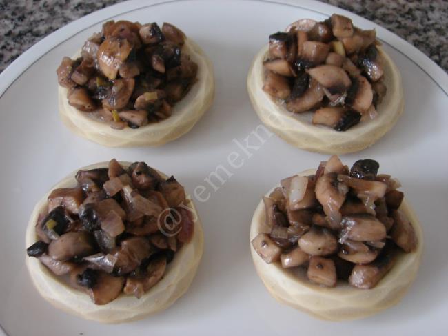 Mantarlı Enginar Dolması (Zeytinyağlı) - Yapılışı (8/12) 