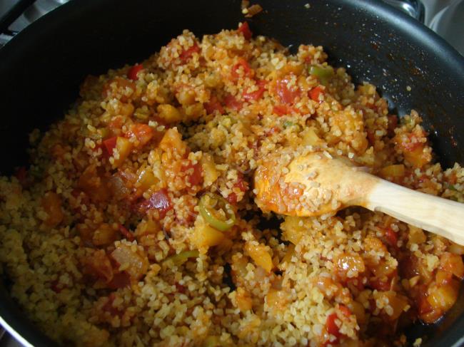 Sebzeli Bulgur Pilavı - Yapılışı (10/20) 
