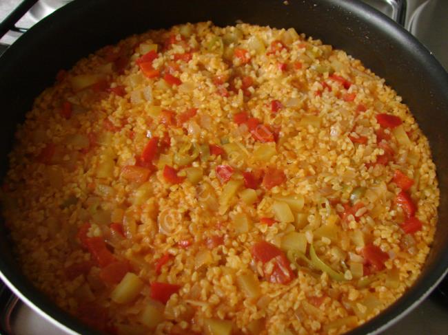 Sebzeli Bulgur Pilavı - Yapılışı (14/20) 