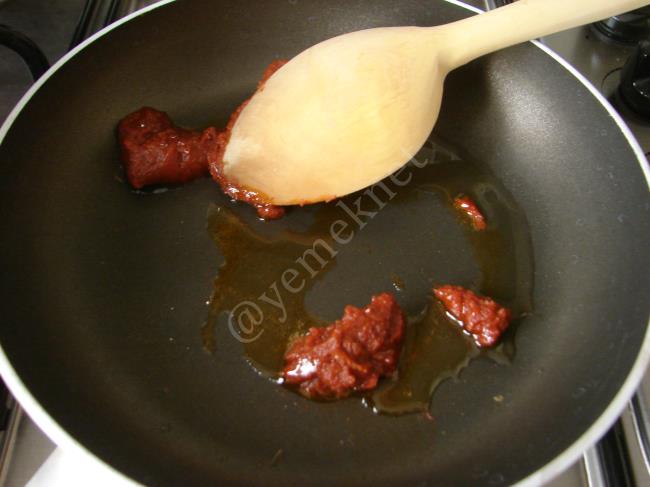 Köz Patlıcanlı Karnıyarık - Yapılışı (15/24) 