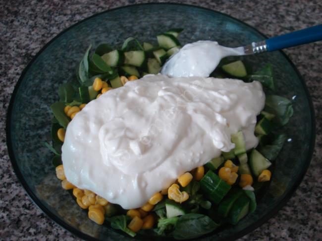 Yoğurtlu Semizotu Salatası - Yapılışı (4/12) 