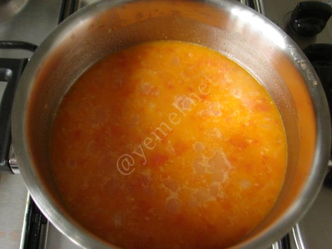 Domatesli Bulgur Pilavı - Yapılışı (7/12) 