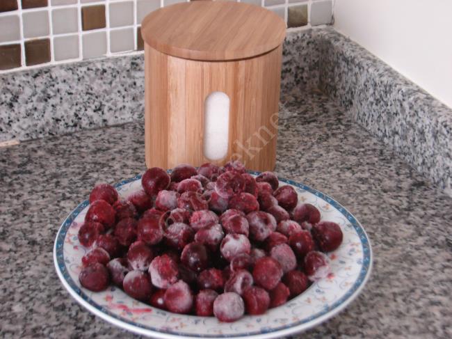 Ev Yapımı Vişne Suyu - Yapılışı (1/8) 