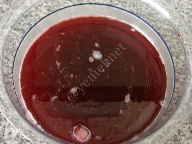 Ev Yapımı Vişne Suyu - Yapılışı (4/8) 