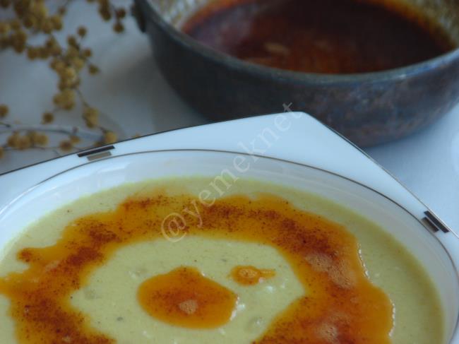 Körili Tavuk Çorbası - Yapılışı (13/16) 