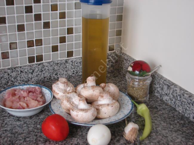 Tavuklu Mantar Dolması - Yapılışı (1/16) 