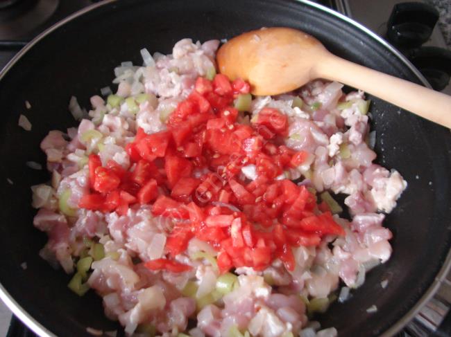 Tavuklu Mantar Dolması - Yapılışı (5/16) 