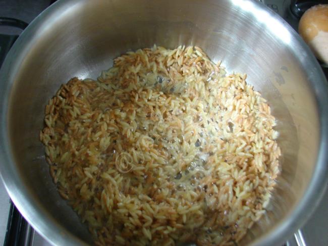 Arpa Şehriye Pilavı - Yapılışı (5/12) 