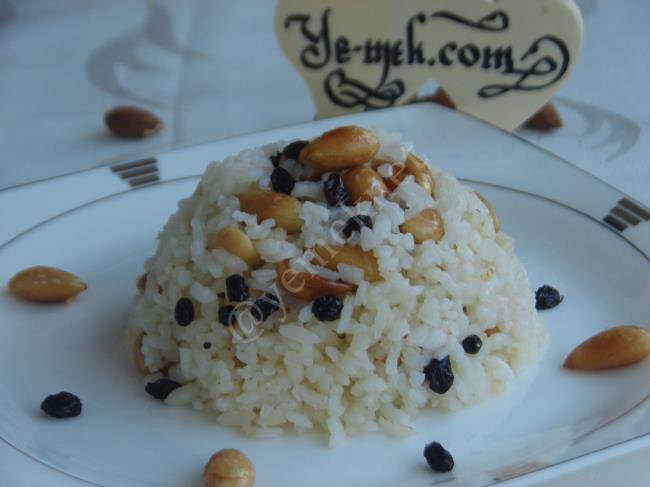 Bademli, Kuş Üzümlü Pilav - Yapılışı (10/12) 