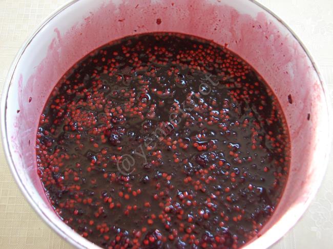 Ekşi Karadut Şurubu - Yapılışı (6/16) 