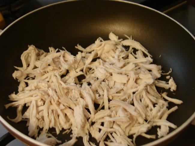 Kremalı Tavuklu Makarna - Yapılışı (3/8) 