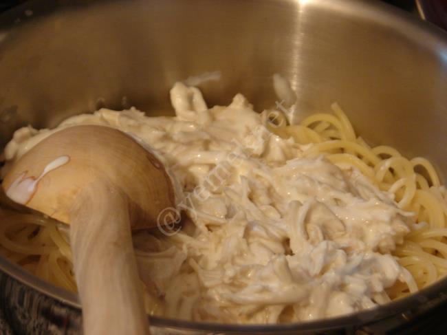 Kremalı Tavuklu Makarna - Yapılışı (5/8) 