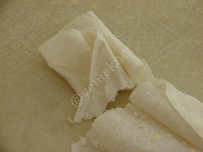 Lorlu Kırma (Hazır Yufka İle) - Yapılışı (5/16) 