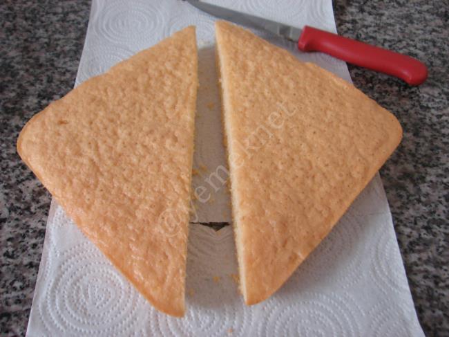 Minyatür Muzlu Pasta - Yapılışı (9/16) 