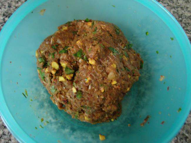 Yufkalı Şiş Kebap - Yapılışı (4/16) 