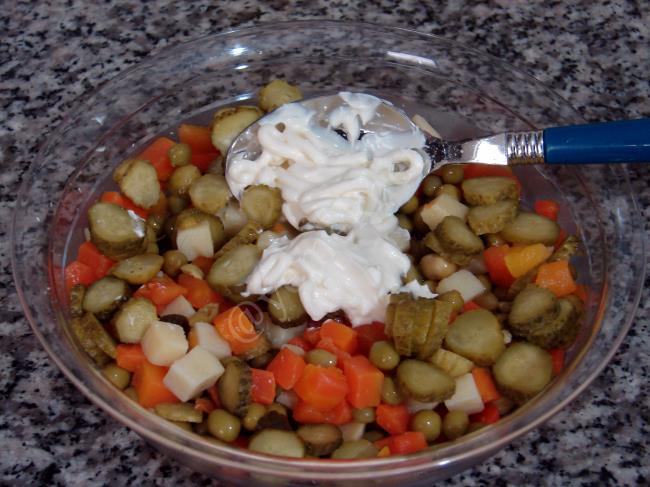 Amerikan Salatası - Yapılışı (5/12) 