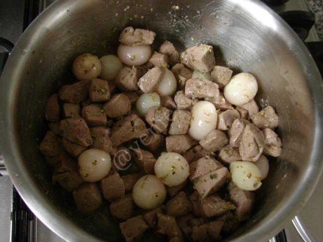 Arpacık Soğanlı Ciğer Sote - Yapılışı (3/8) 