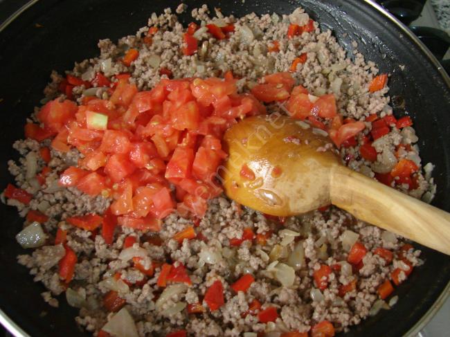 Kıymalı Kibrit Kebabı - Yapılışı (6/16) 