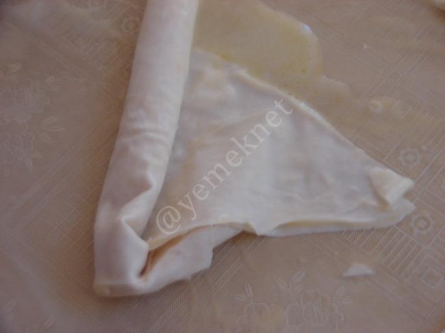 Kuş Yuvası Böreği - Yapılışı (9/20) 