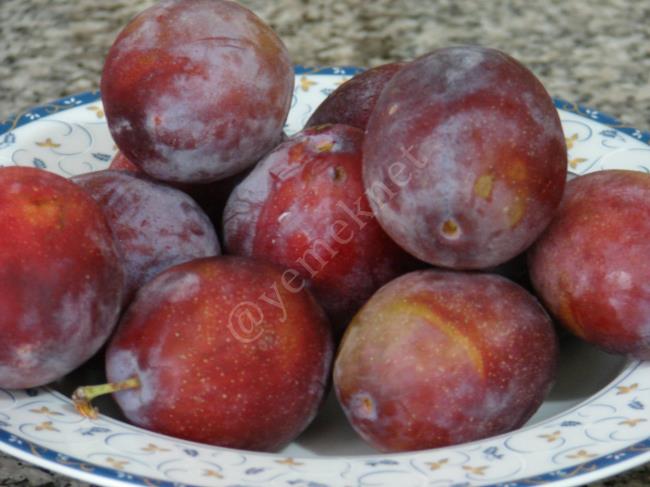 Mürdüm Eriği Suyu - Yapılışı (2/12) 