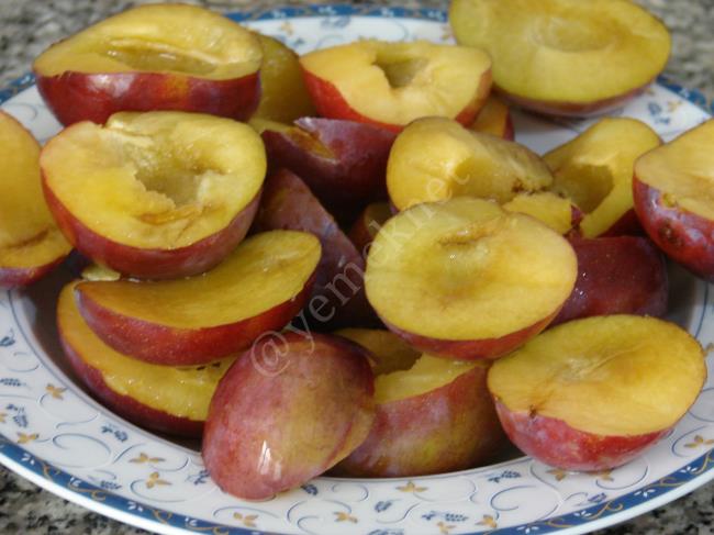 Mürdüm Eriği Suyu - Yapılışı (3/12) 