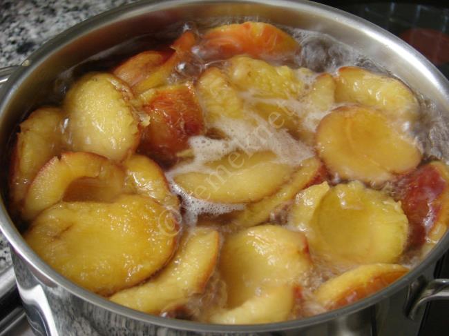 Mürdüm Eriği Suyu - Yapılışı (6/12) 