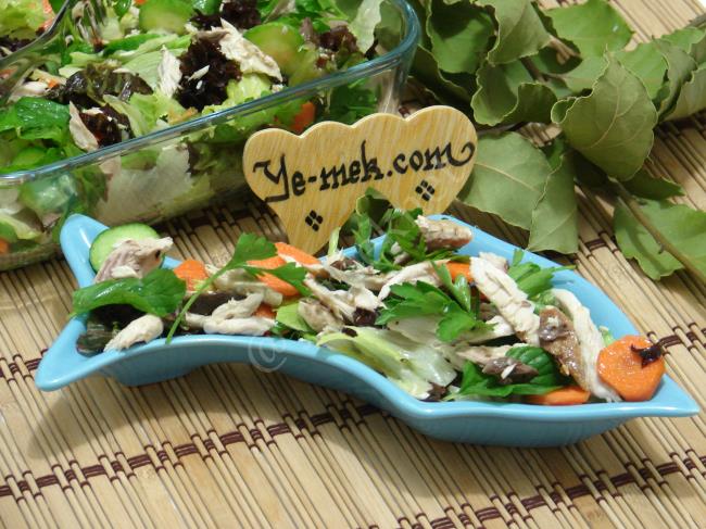 Mevsim Yeşillikli Palamut Salatası - Yapılışı (11/16) 