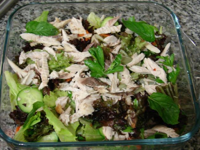 Mevsim Yeşillikli Palamut Salatası - Yapılışı (4/16) 