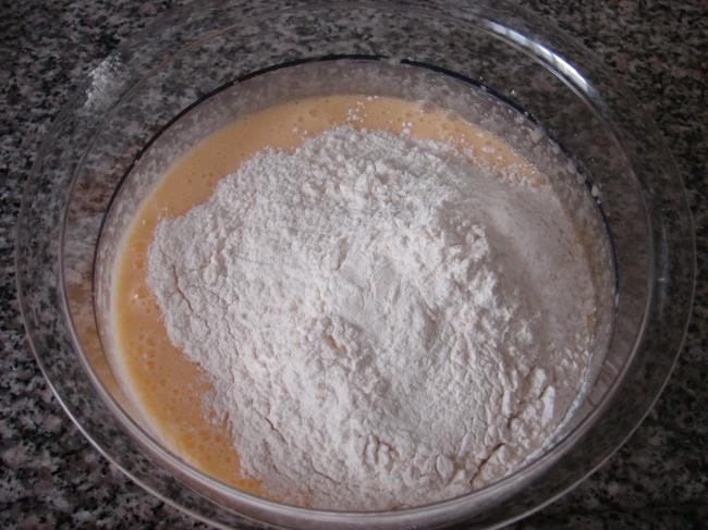 Çikolata Parçacıklı Kakaolu Muffin - Yapılışı (5/16) 