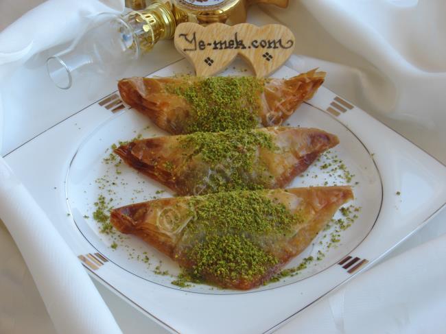 Şöbiyet (Baklavalık Yufkadan) - Yapılışı (16/20) 