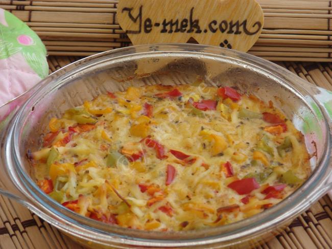 Fırında Biberli Omlet - Yapılışı (11/16) 