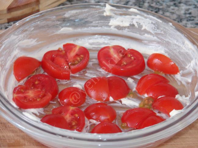 Fırında Biberli Omlet - Yapılışı (2/16) 