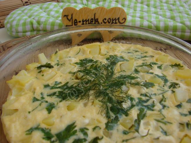 Fırında Lorlu Patatesli Omlet - Yapılışı (12/16) 