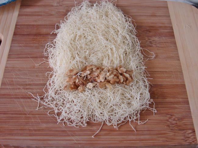 Kadayıf Dolması (Erzurum Yöresi) - Yapılışı (4/20) 