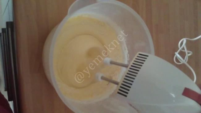 Muhallebili Köstebek Pasta Nasıl Yapılır? (4/24) Resimli Yemek Tarifleri