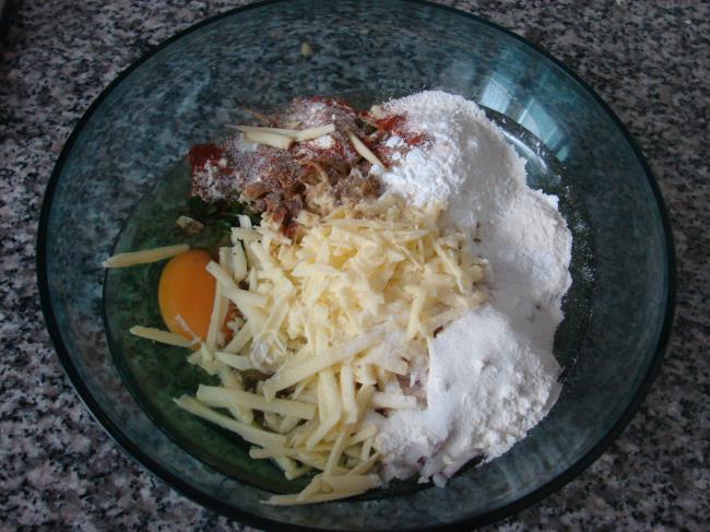 Közlenmiş Patlıcan Köftesi (Kıymasız) - Yapılışı (4/12) 