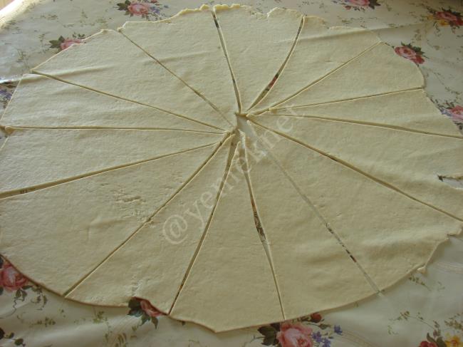 Patatesli Rulo Çörek - Yapılışı (10/20) 