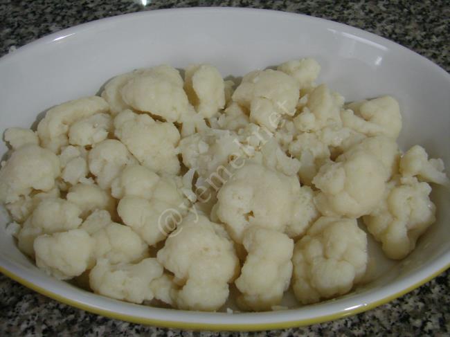 Beşamel Soslu Kıymalı Karnabahar - Yapılışı (7/16) 