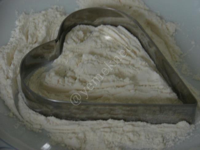 Kalpli Milföy Pasta - Yapılışı (4/12) 