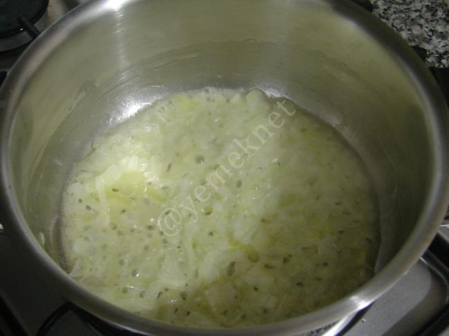 Mantarlı Pilav - Yapılışı (3/12) 