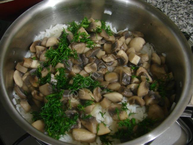 Mantarlı Pilav - Yapılışı (8/12) 