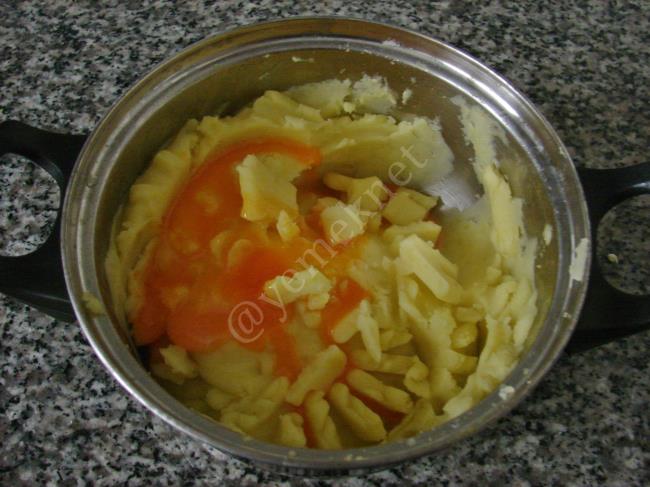 Pofuduk Patates Püresi (Düşes Patates) - Yapılışı (5/12) 