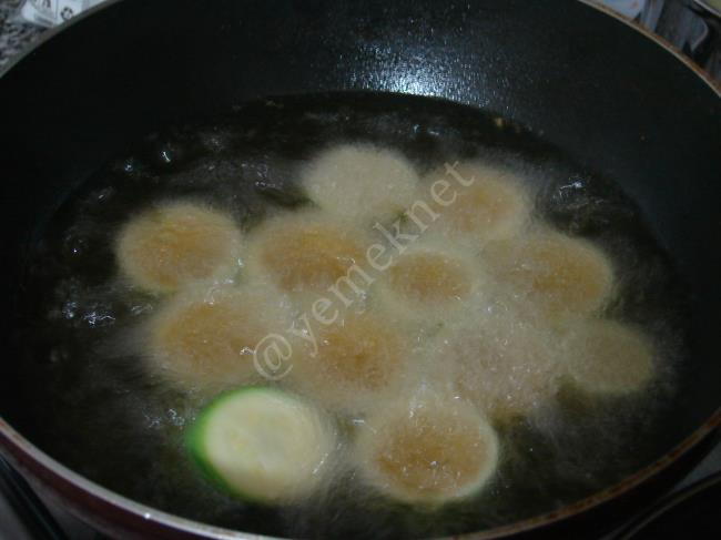 Tavuklu Püreli Kabak - Yapılışı (6/12) 